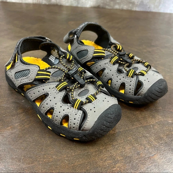 Khombu Charlie Active Outdoor Sandals - Picture 1 of 8